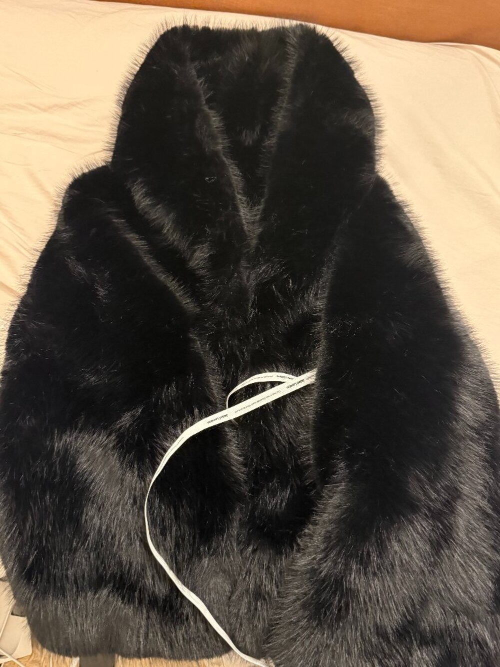 Jaded London Mara Oversized Faux Fur Coat in Black (new) - Picture 3 of 4